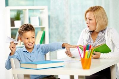 10 kỹ năng cha mẹ cần dạy con trước trẻ khi vào lớp 1