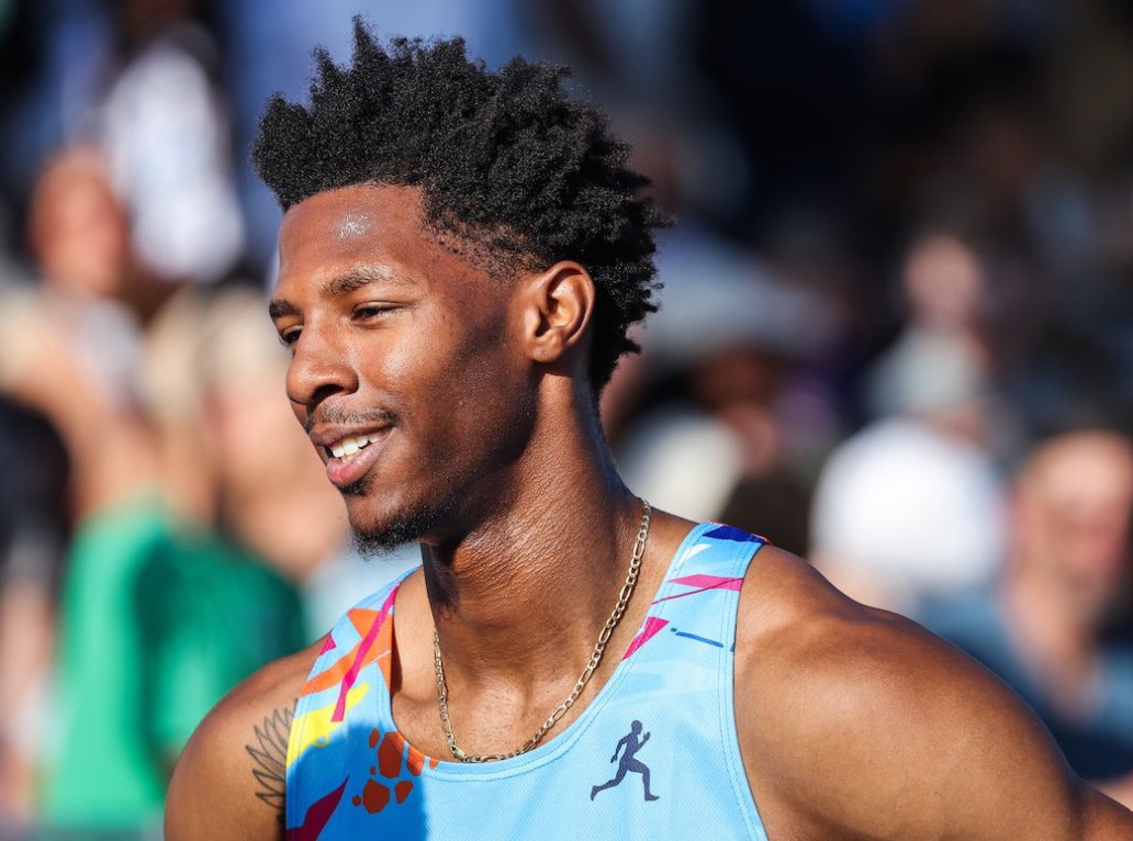 Chris Robinson Hurdles Video and Wardrobe Malfunction Chris Robinson Hurdles Video and Wardrobe Malfunction