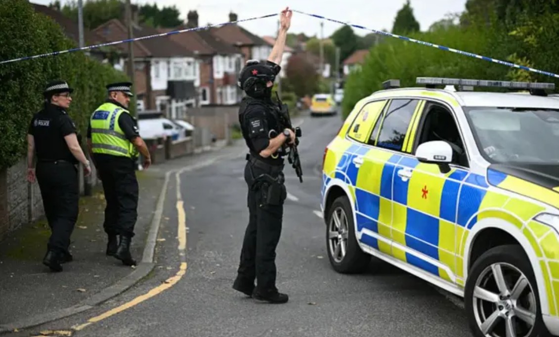 Manchester Synagogue Stabbing Attack Shooting Video Manchester Synagogue Stabbing Attack Shooting Video